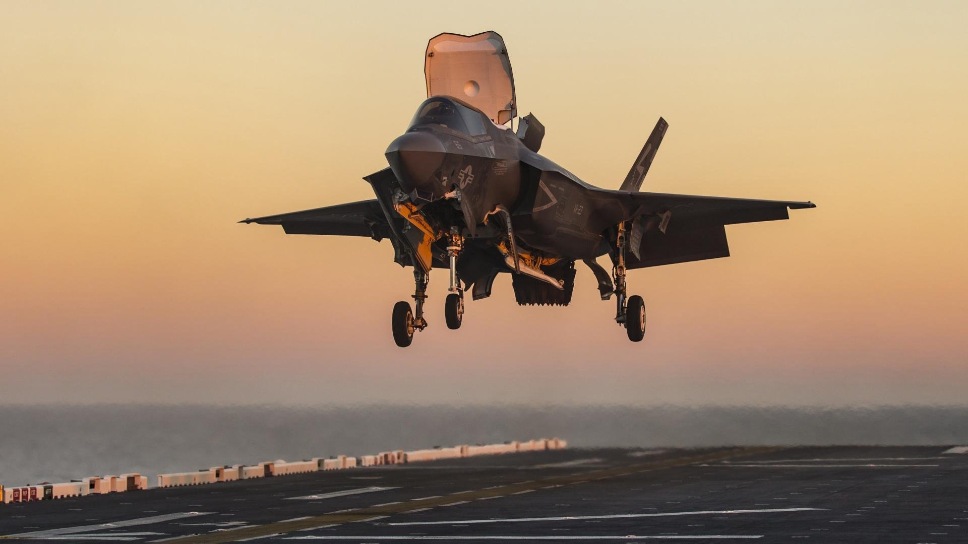 雷霆赛后新闻发布会强调团队执行力提升，新赛季雷霆队球员名单