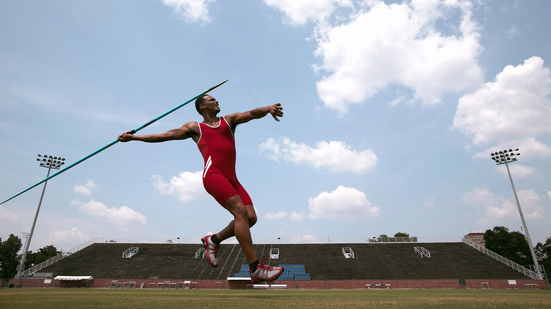 “大数据指导下的青训体系——培养未来超级巨星的科技支撑”，大数据青春饭